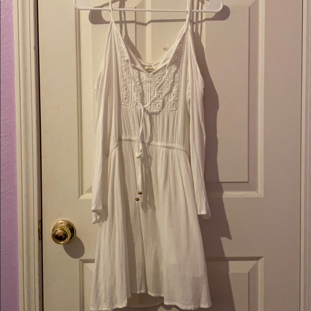 White long sleeve cold shoulder mini dress